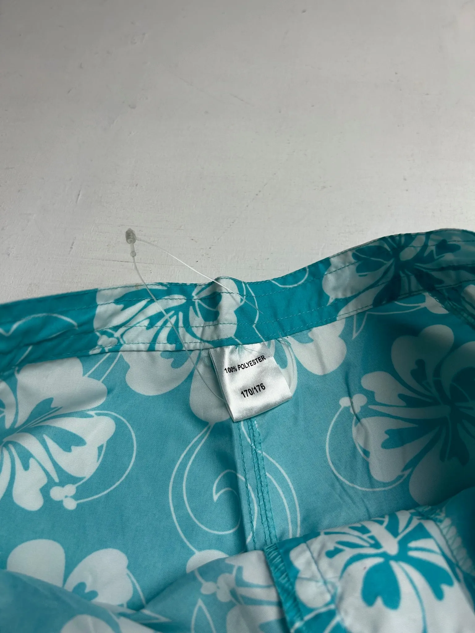 Baby blue mid rise Hawaii floral print beachwear mid short (XS)